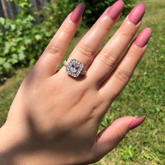 925 Sterling Silver Rectangular Engagement Ring Set - Picture 4 of 13